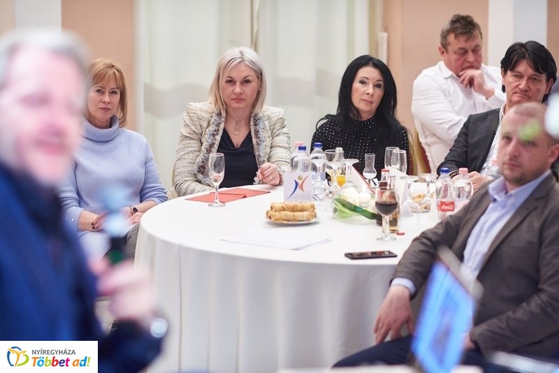 Nyíregyházán Schiffer Miklós