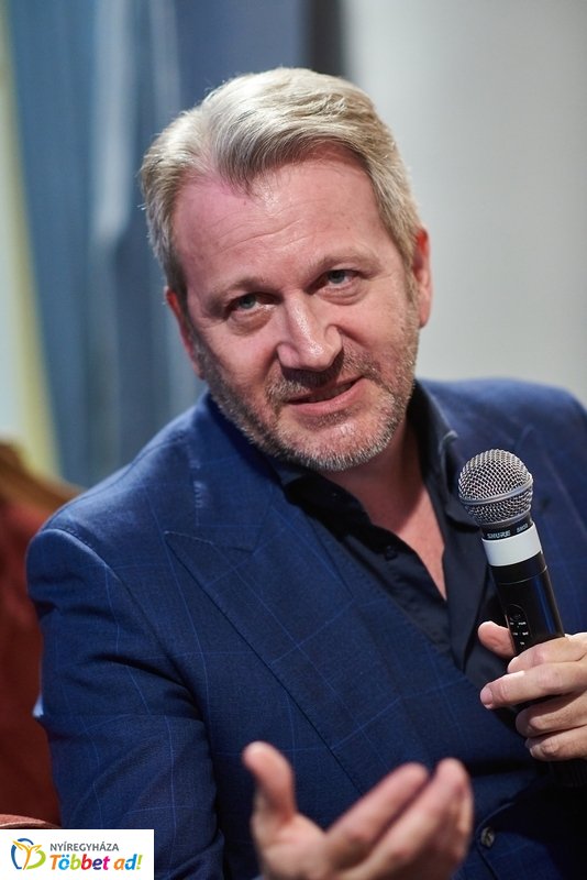 Nyíregyházán Schiffer Miklós