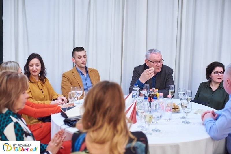 Nyíregyházán Schiffer Miklós