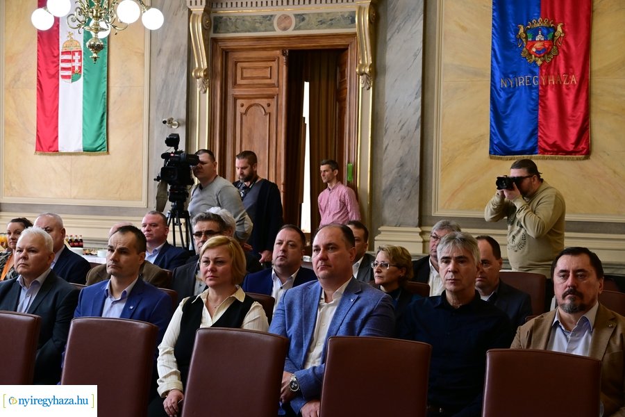 Nyíregyházi Déli Ipari Park fejlesztésének aláírása 20240212