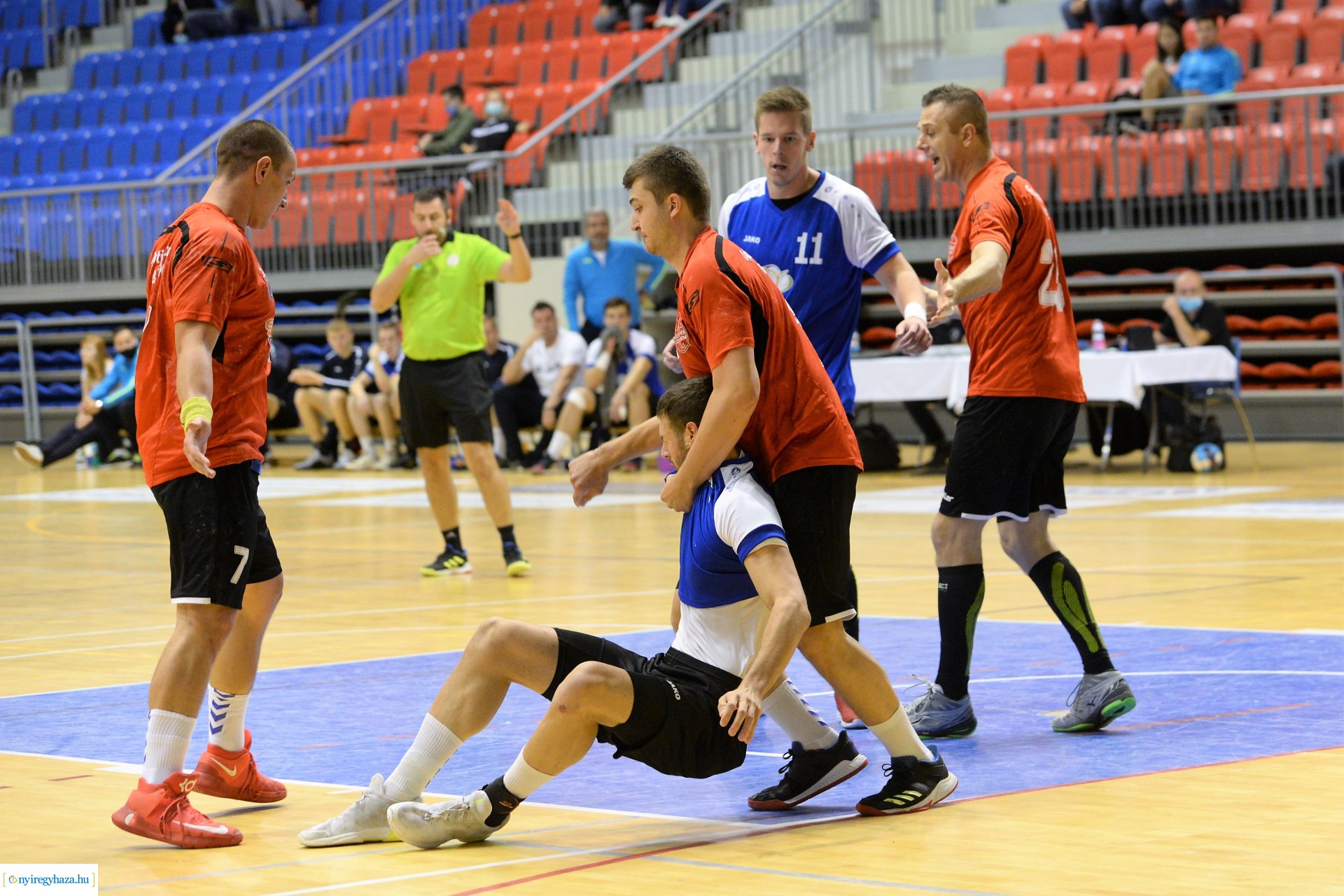 Nyíregyházi KC - Békés a Continental Arénában