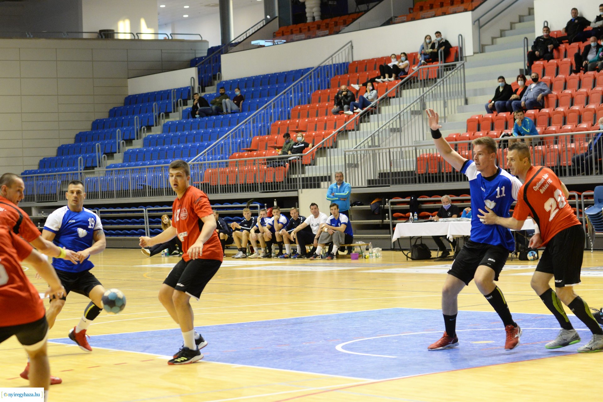 Nyíregyházi KC - Békés a Continental Arénában