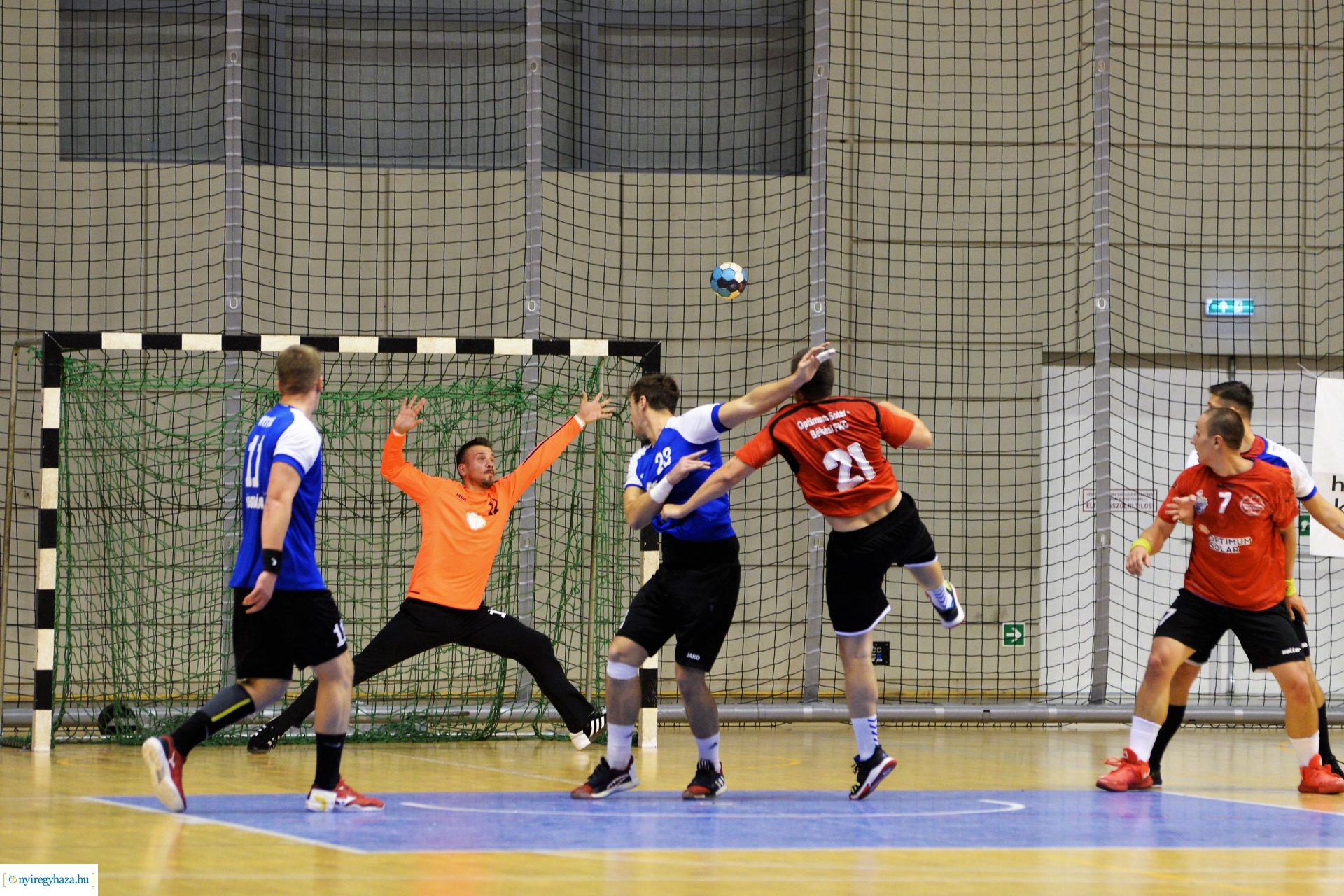 Nyíregyházi KC - Békés a Continental Arénában