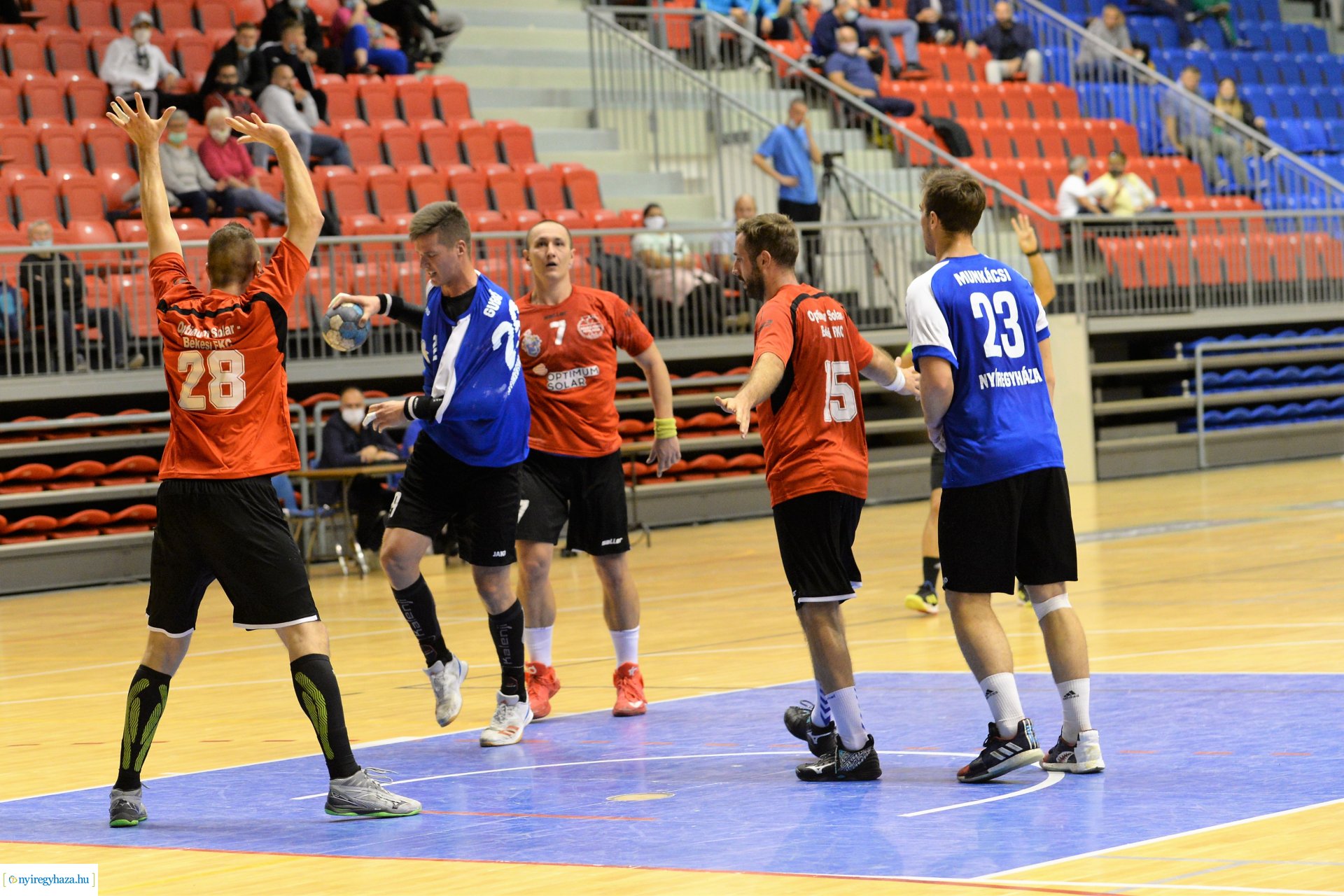 Nyíregyházi KC - Békés a Continental Arénában