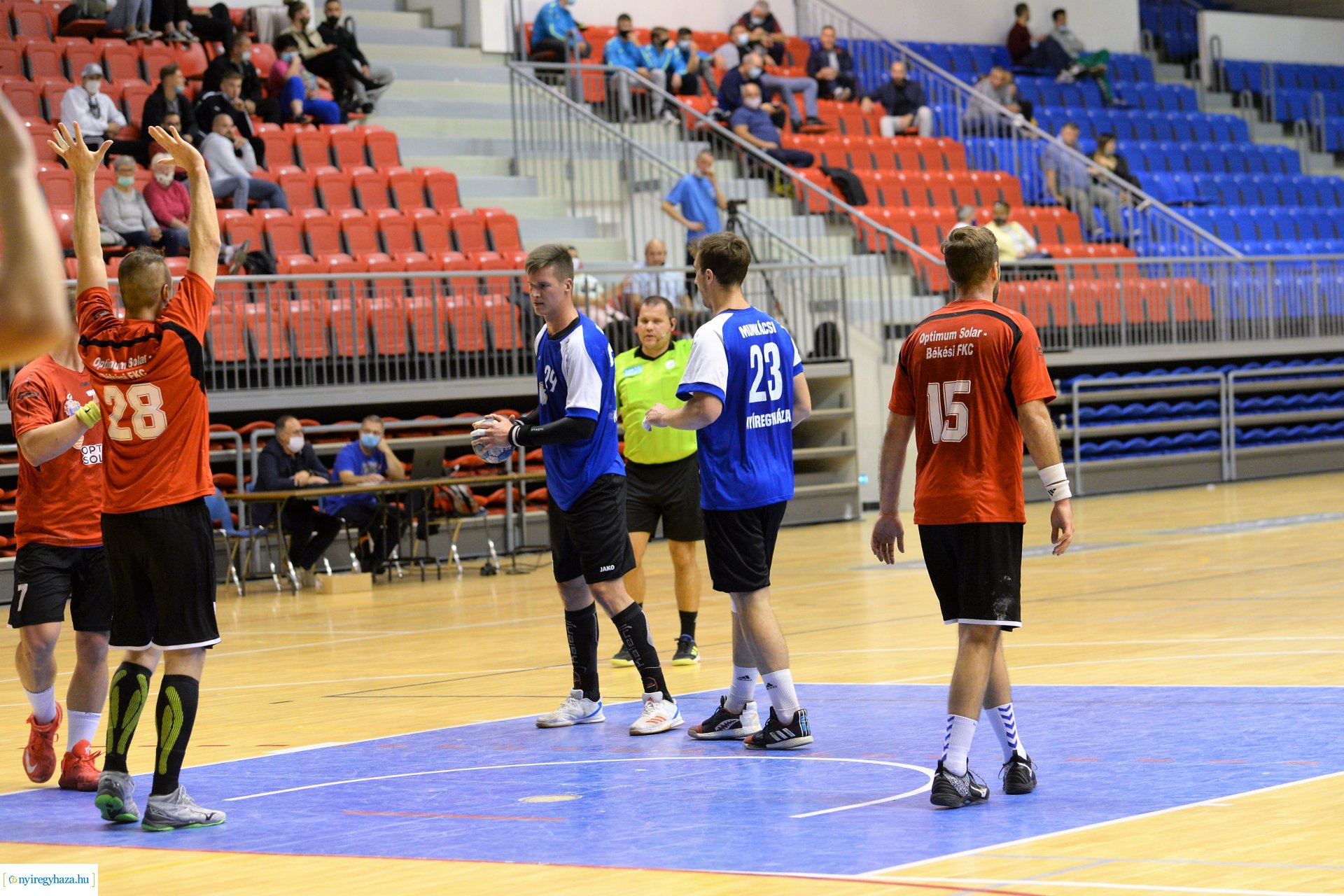 Nyíregyházi KC - Békés a Continental Arénában