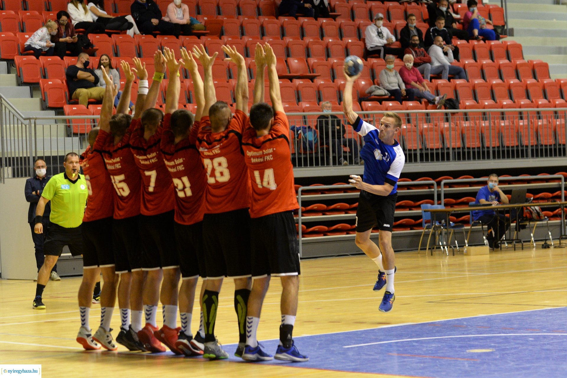 Nyíregyházi KC - Békés a Continental Arénában