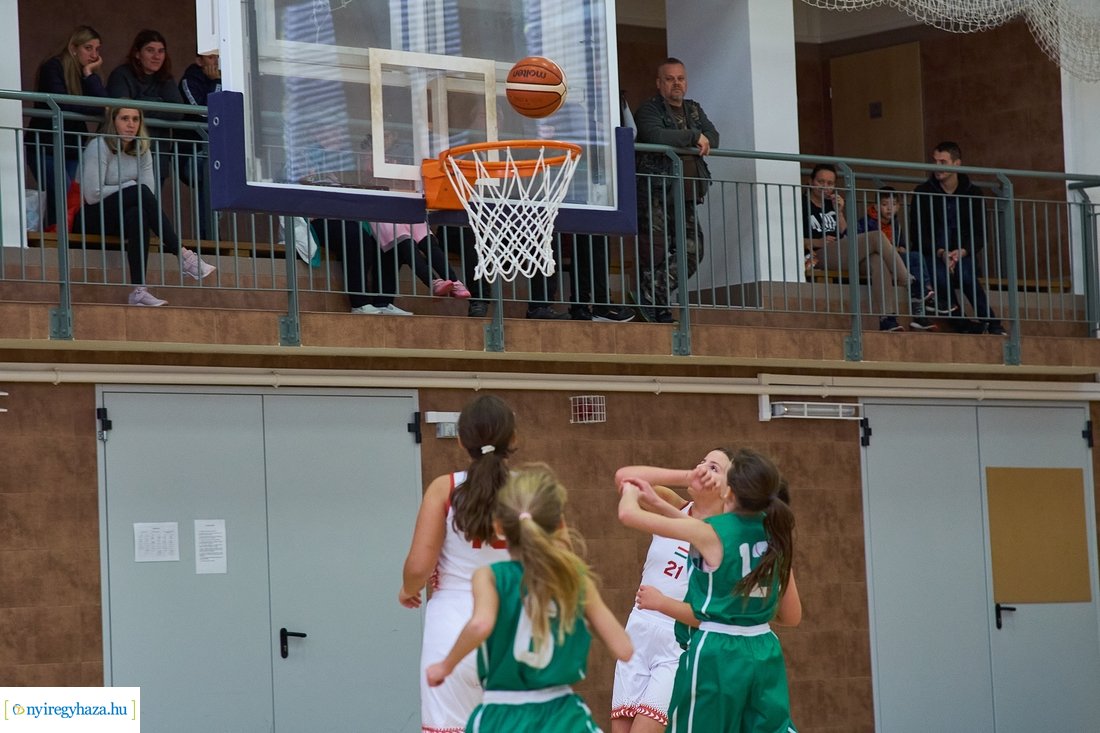 Nyíregyházi Kosársuli - Újfehértó kosárlabda mérkőzés