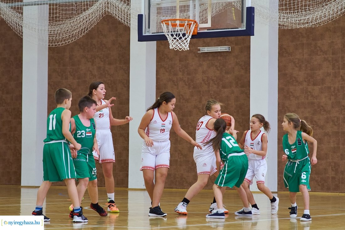 Nyíregyházi Kosársuli - Újfehértó kosárlabda mérkőzés