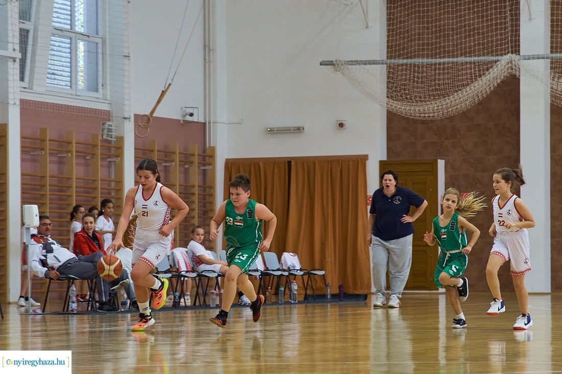 Nyíregyházi Kosársuli - Újfehértó kosárlabda mérkőzés