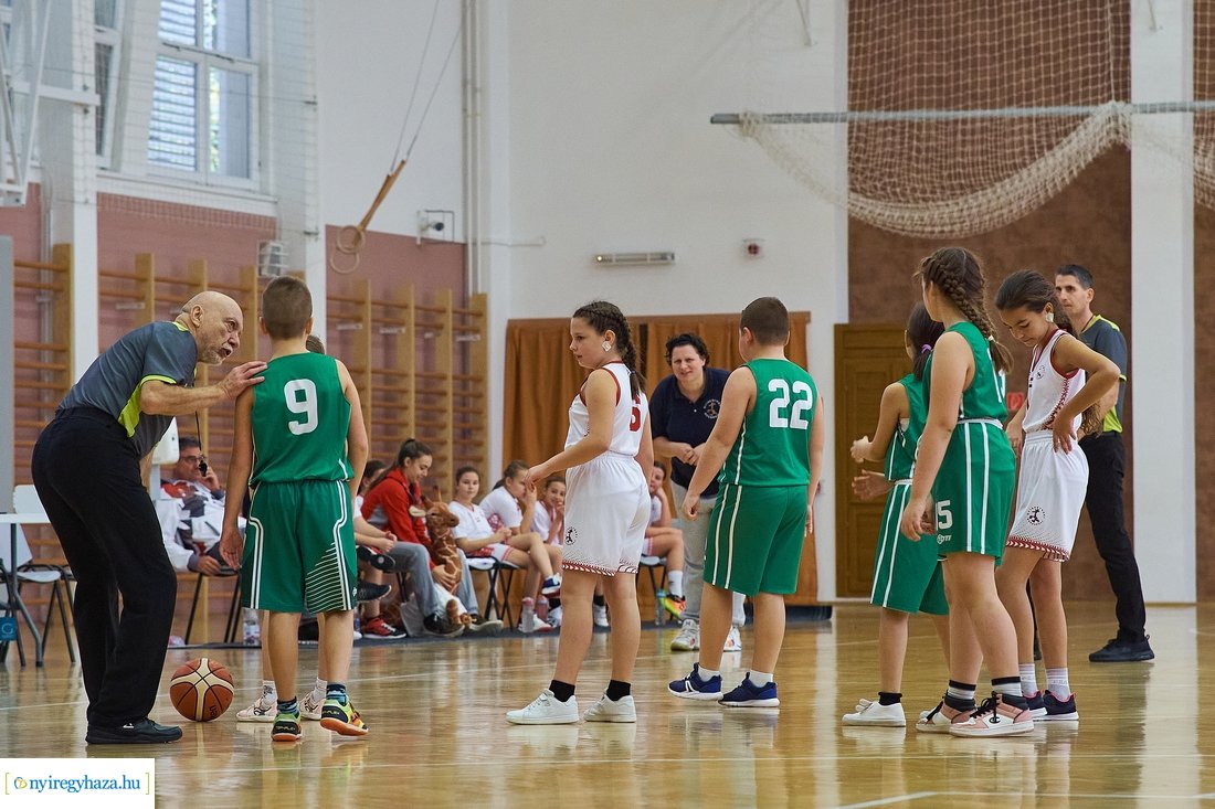 Nyíregyházi Kosársuli - Újfehértó kosárlabda mérkőzés