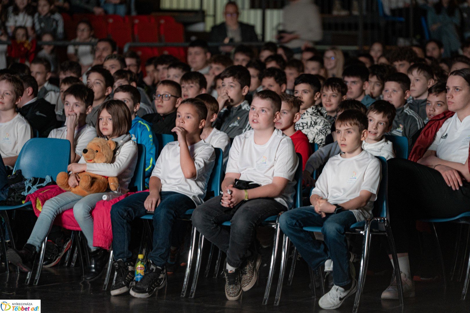 Karácsonyi Évzáró Gálaműsort rendezett a Nyíregyházi Sportcentrum 