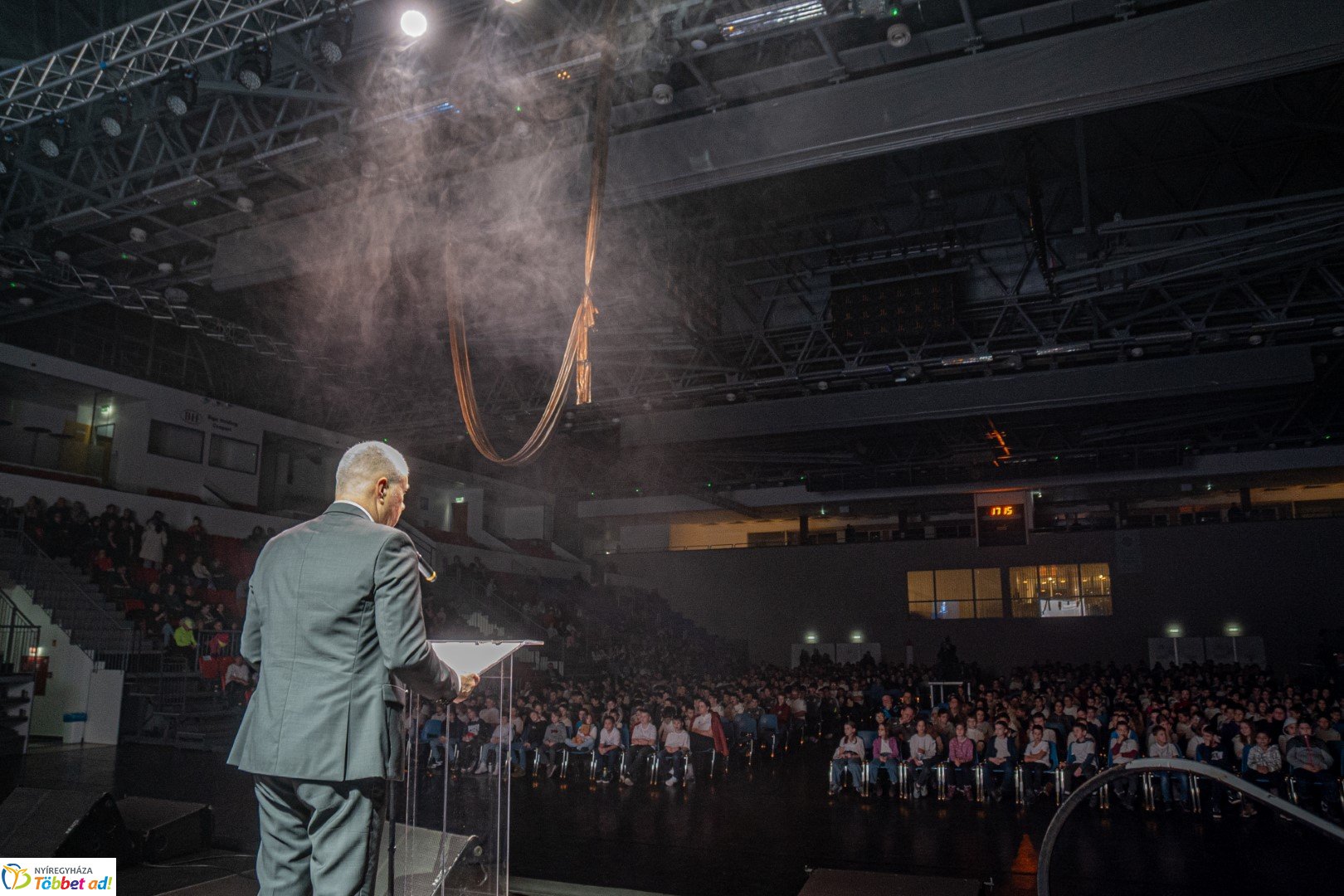 Karácsonyi Évzáró Gálaműsort rendezett a Nyíregyházi Sportcentrum 