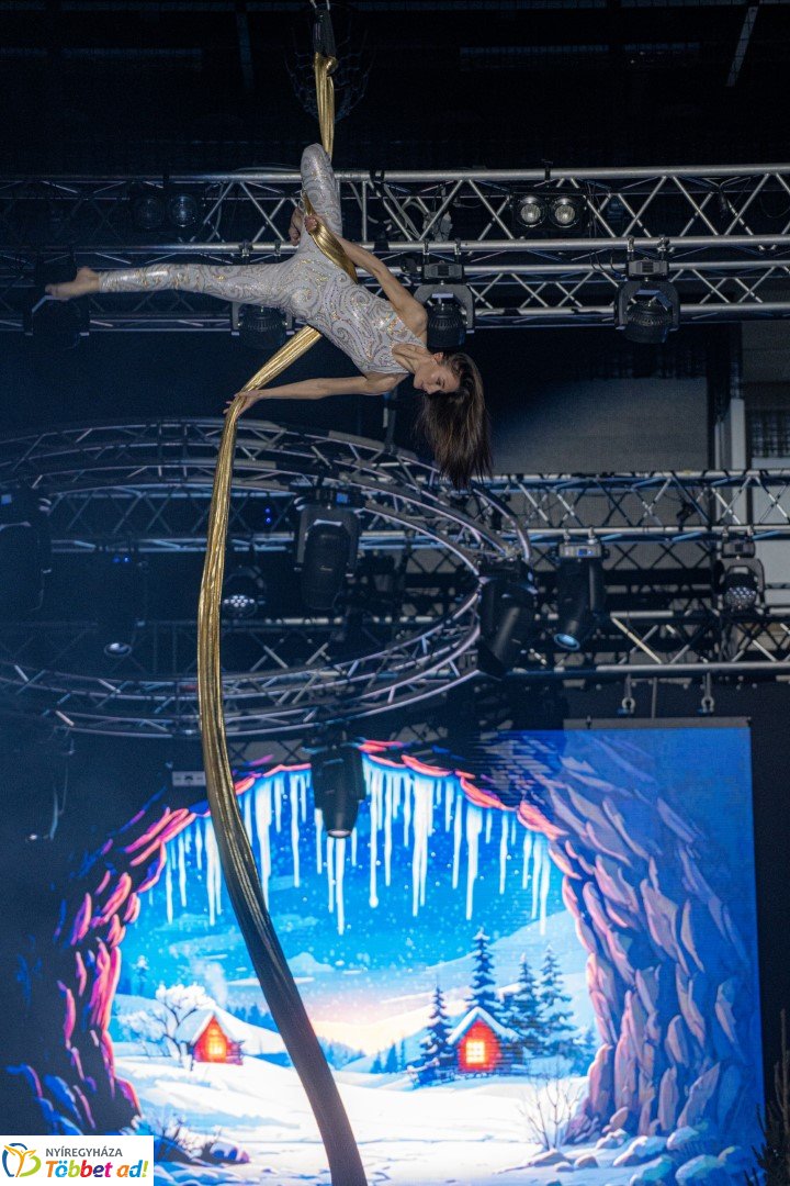 Karácsonyi Évzáró Gálaműsort rendezett a Nyíregyházi Sportcentrum 