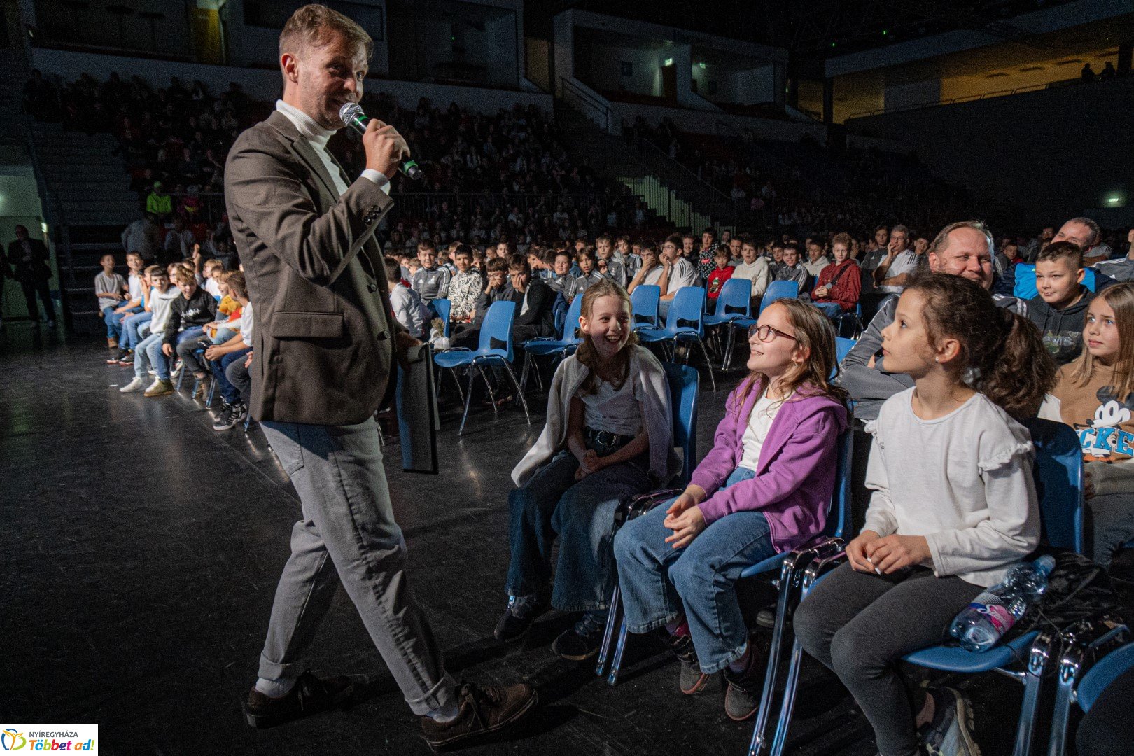 Karácsonyi Évzáró Gálaműsort rendezett a Nyíregyházi Sportcentrum 