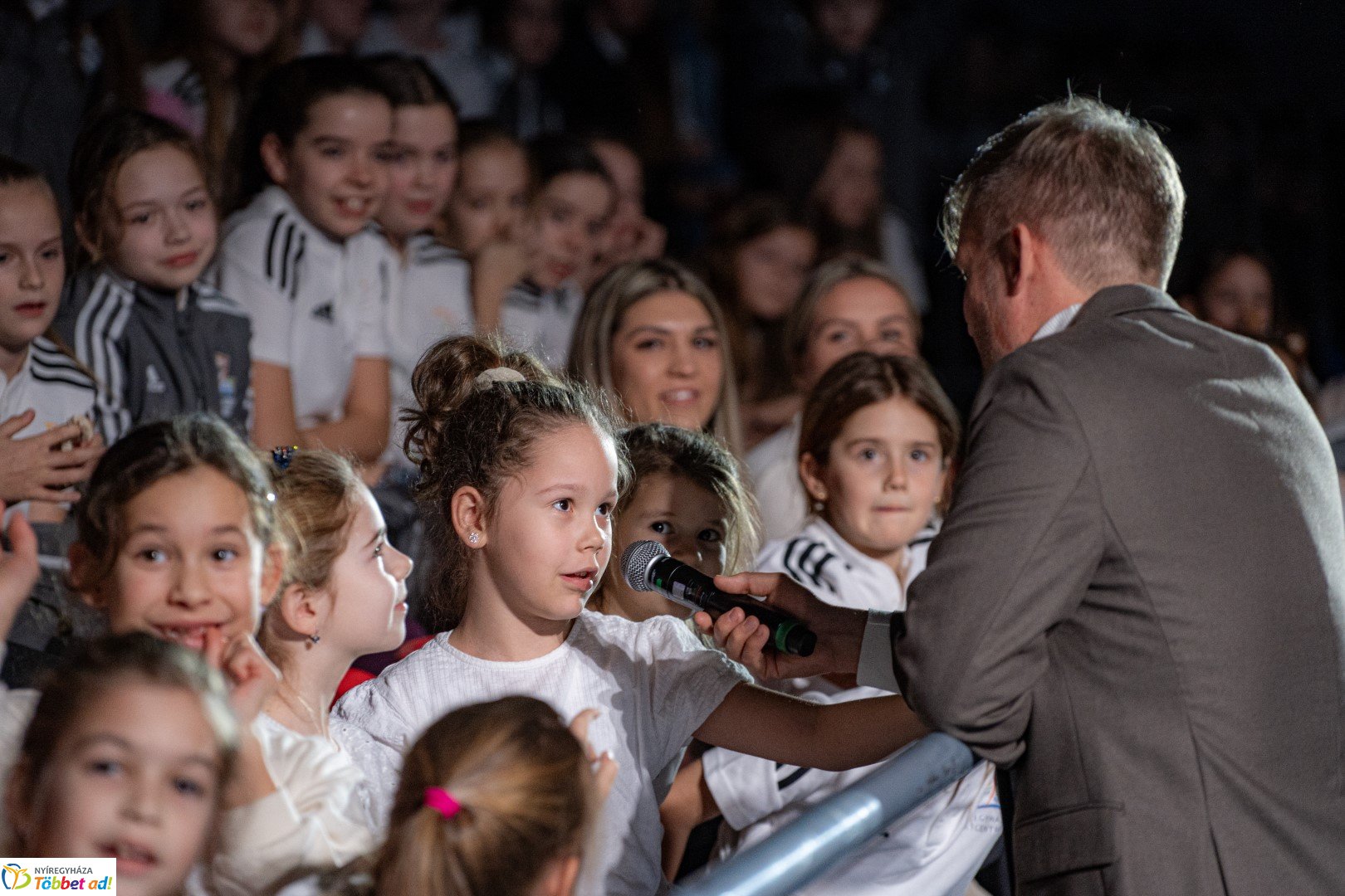 Karácsonyi Évzáró Gálaműsort rendezett a Nyíregyházi Sportcentrum 