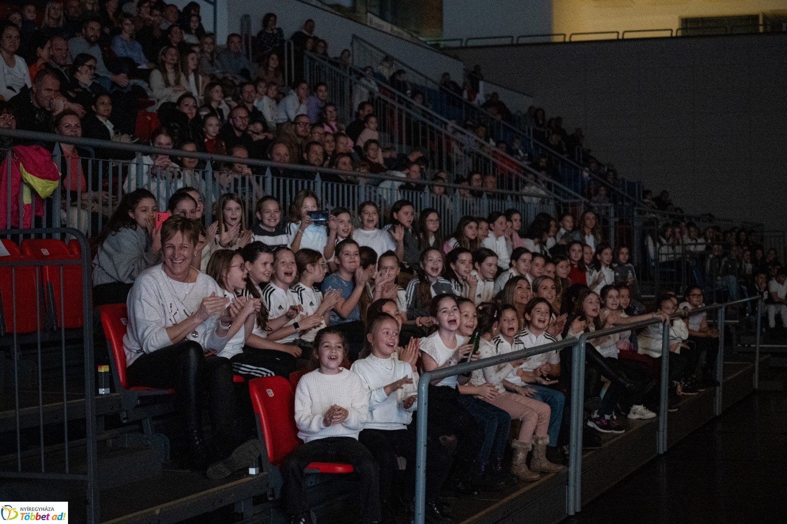 Karácsonyi Évzáró Gálaműsort rendezett a Nyíregyházi Sportcentrum 