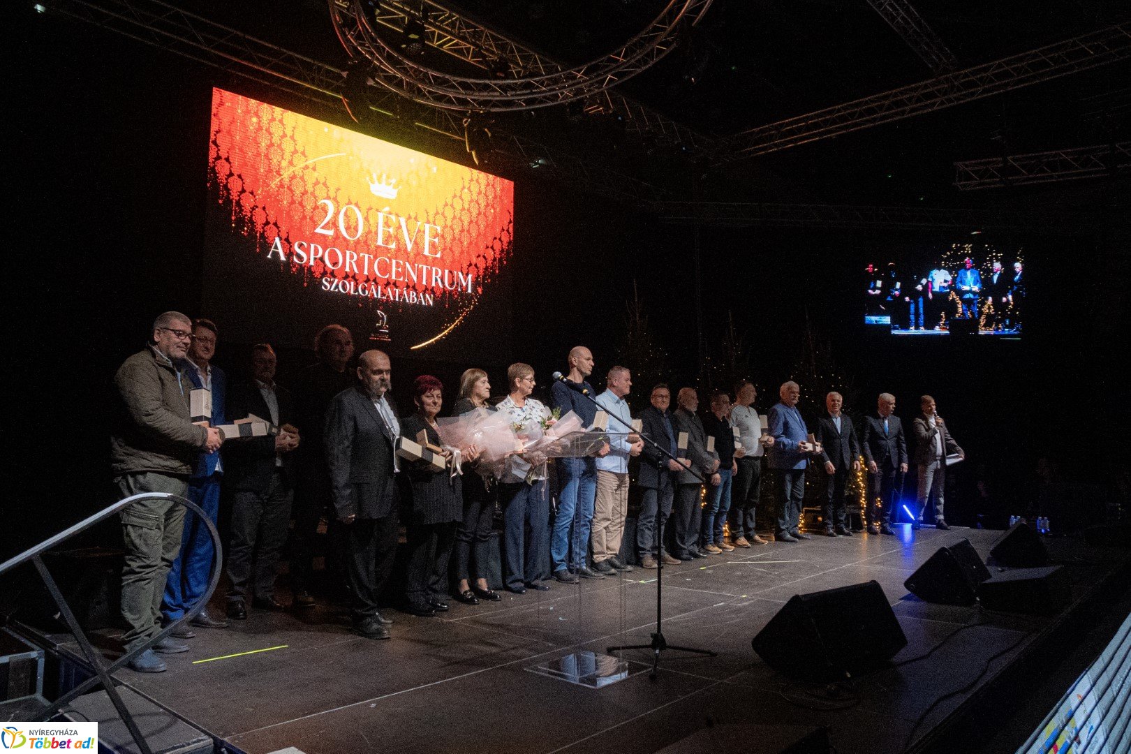 Karácsonyi Évzáró Gálaműsort rendezett a Nyíregyházi Sportcentrum 