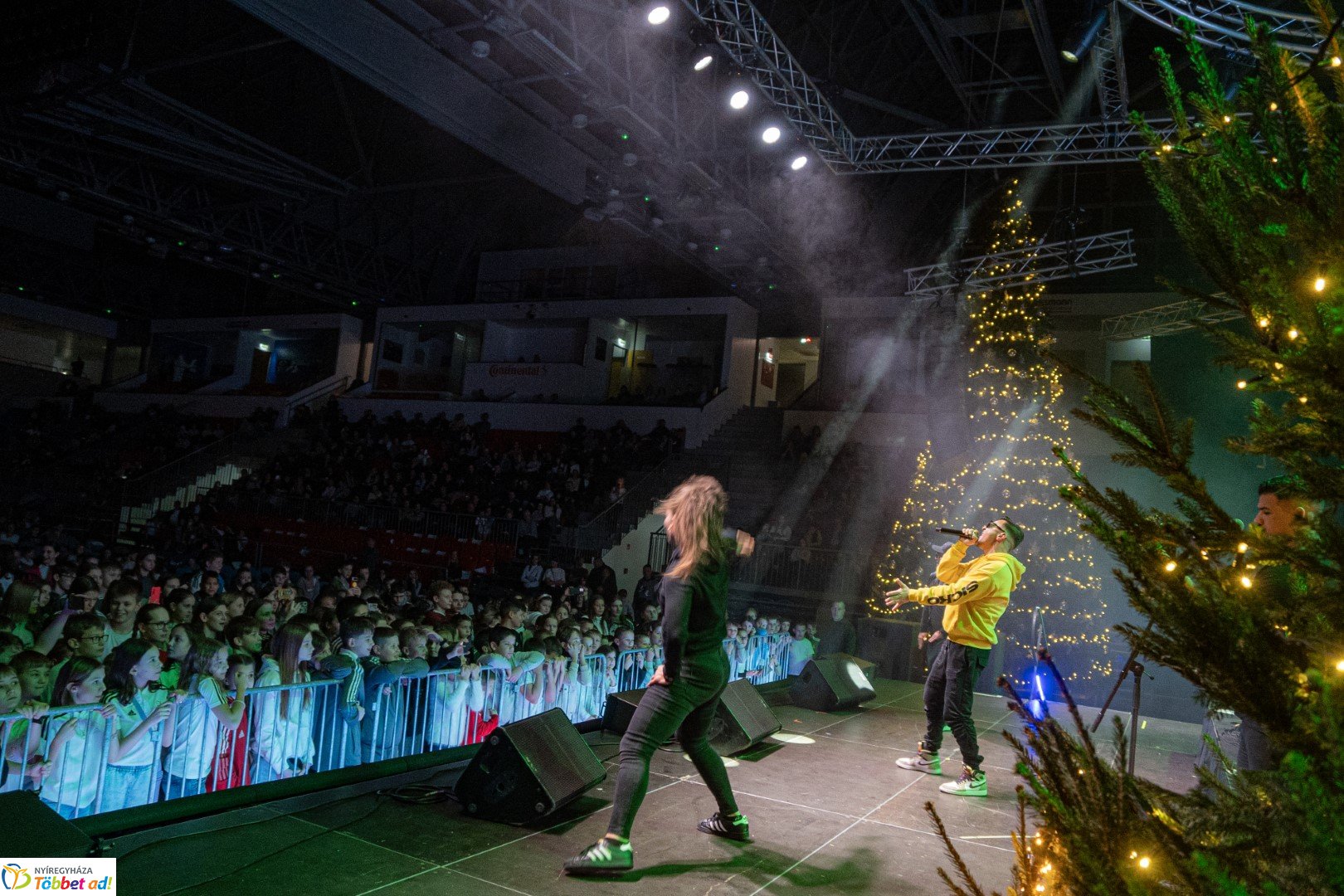 Karácsonyi Évzáró Gálaműsort rendezett a Nyíregyházi Sportcentrum 