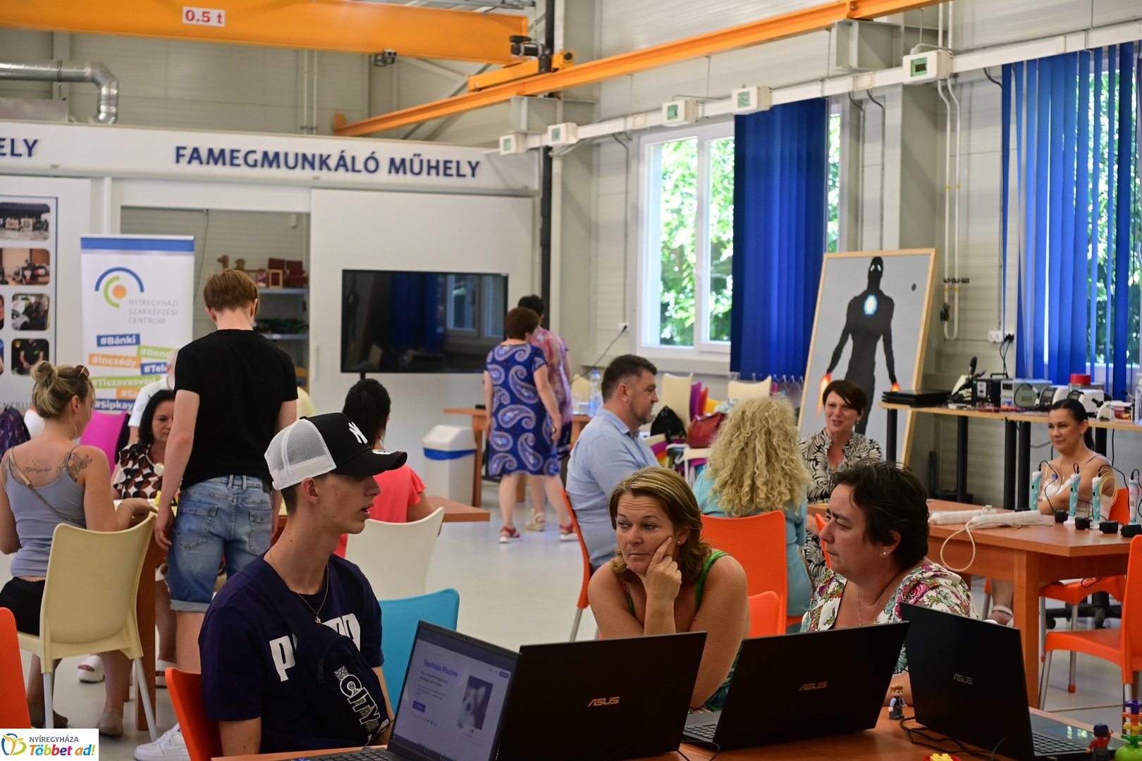 Nyitott ajtók az NYSZC-ben