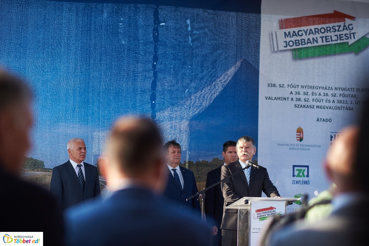 Nyugati elkerülő szakasz átadó - Nyírszőlős