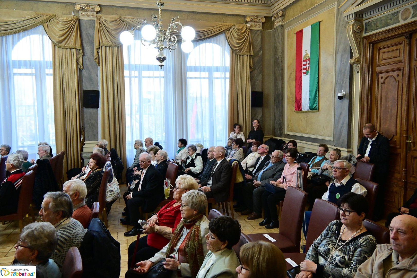 Nyugdíjas Karácsony 2025