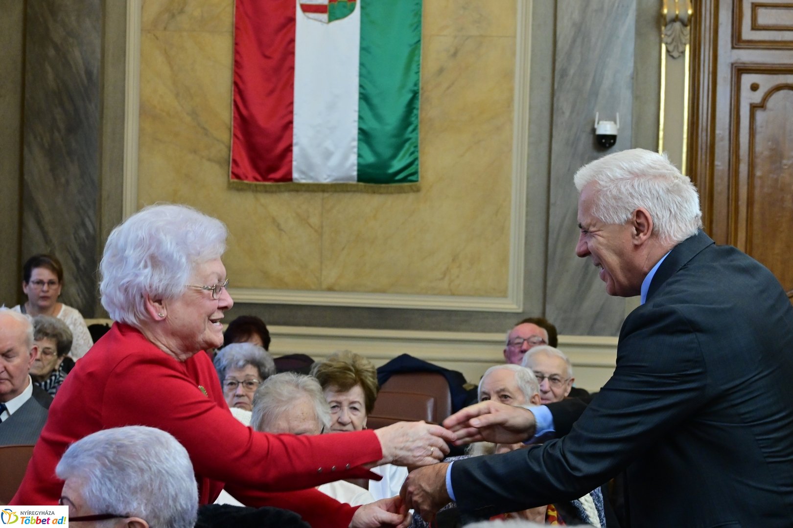 Nyugdíjas Karácsony 2025