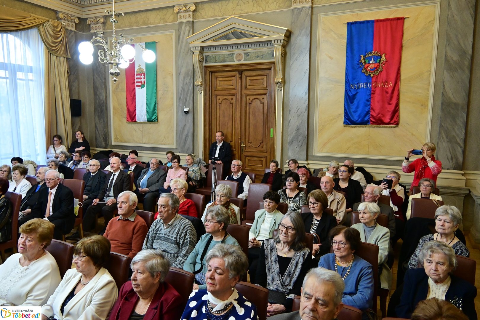 Nyugdíjas Karácsony 2025