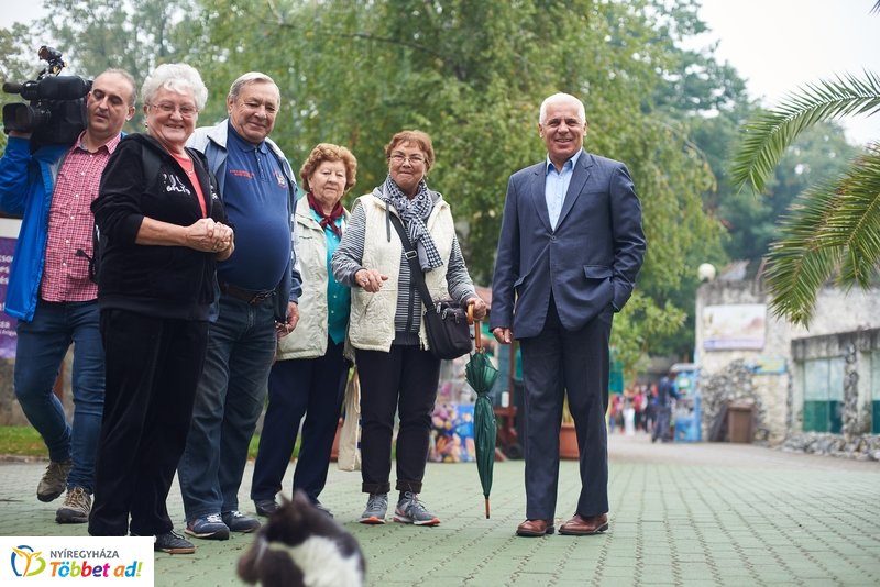 Nyugdíjas séta az Állatparkban