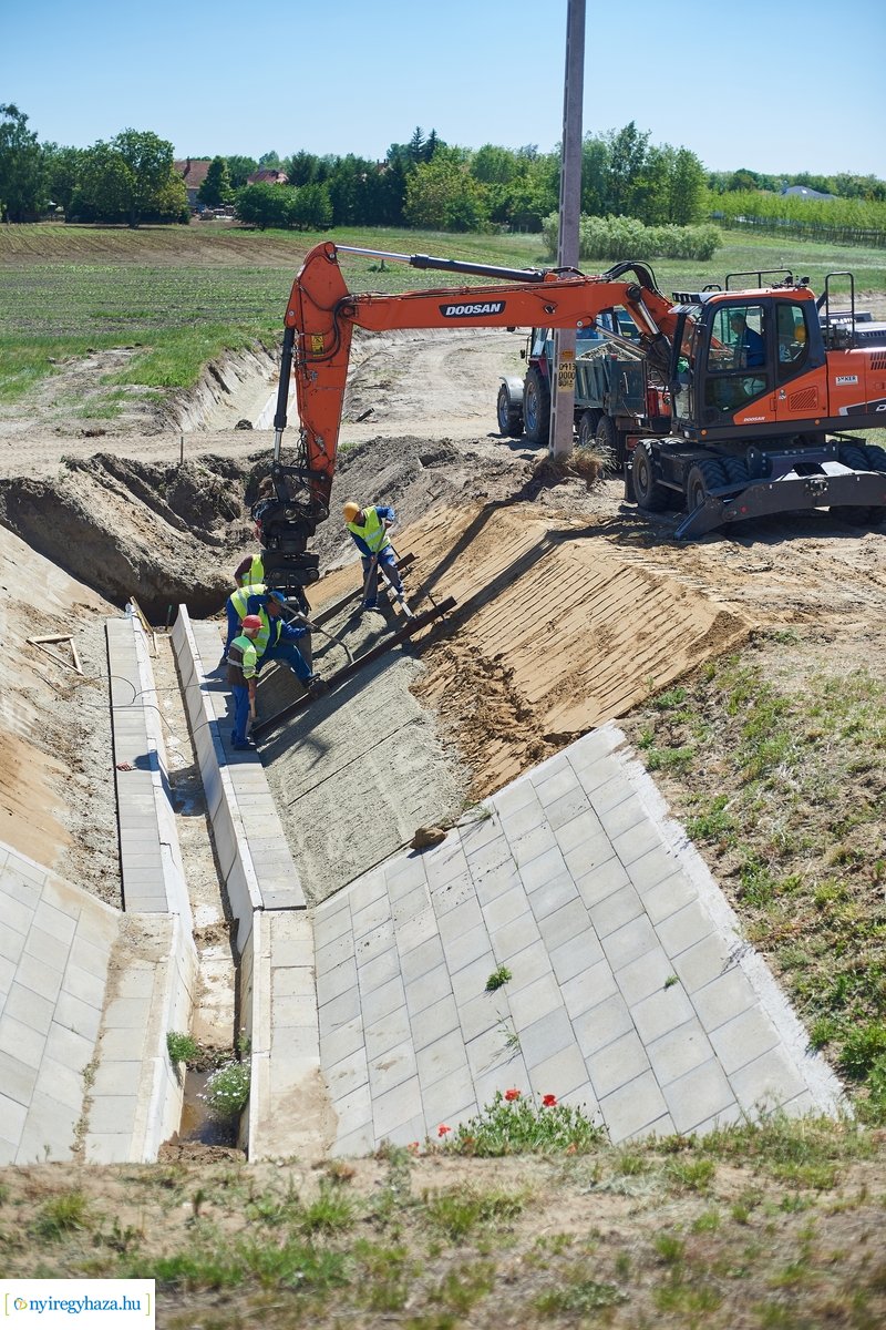 Nyulastó - csapadékelvezető építés 20200522