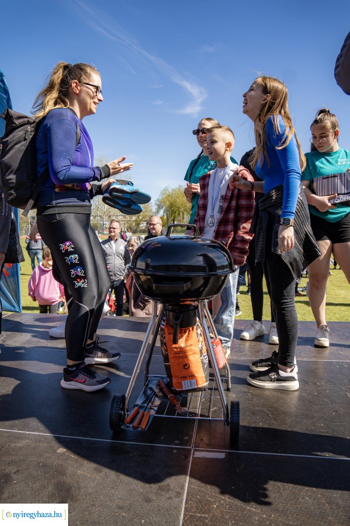 Nyuszi Futás 2024 a Nyíregyházi Atlétikai Centrumban