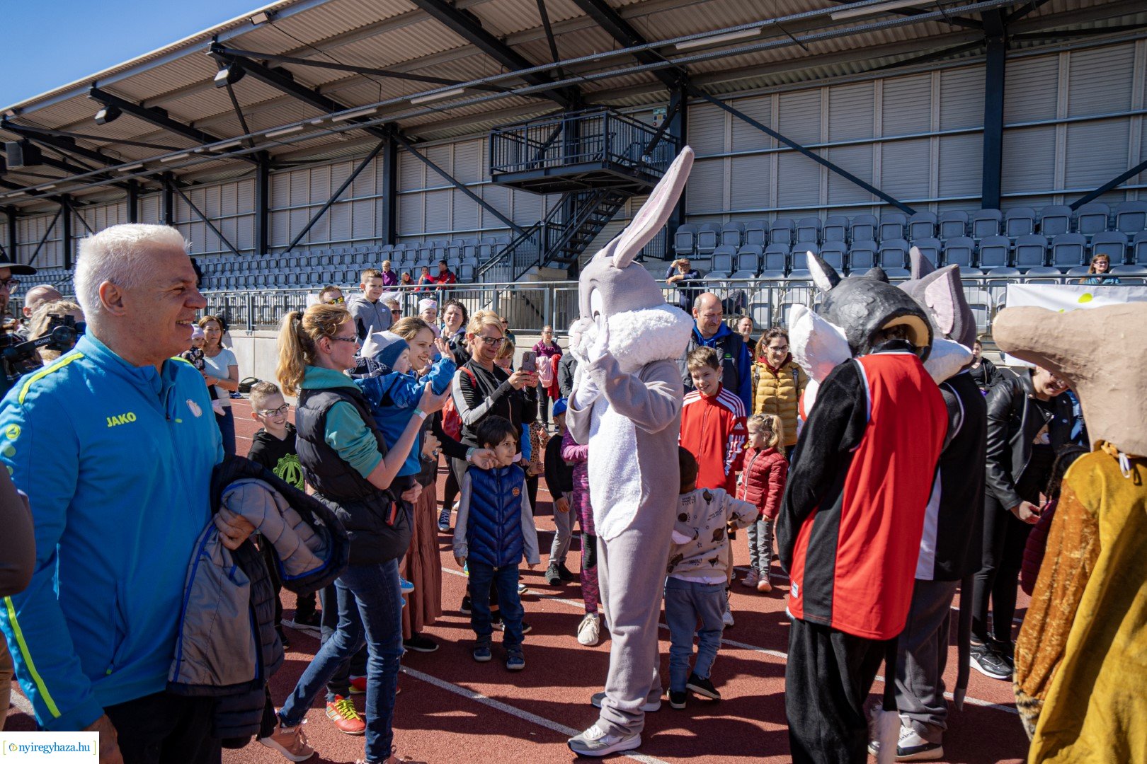 Nyuszi Futás 2024 a Nyíregyházi Atlétikai Centrumban