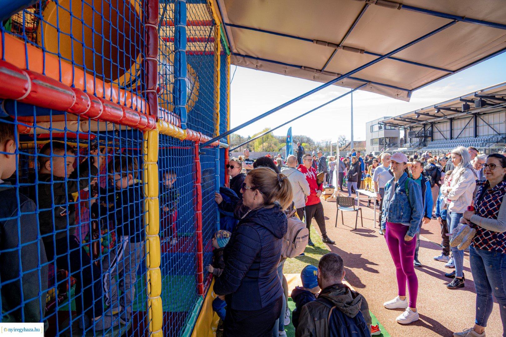 Nyuszi Futás 2024 a Nyíregyházi Atlétikai Centrumban