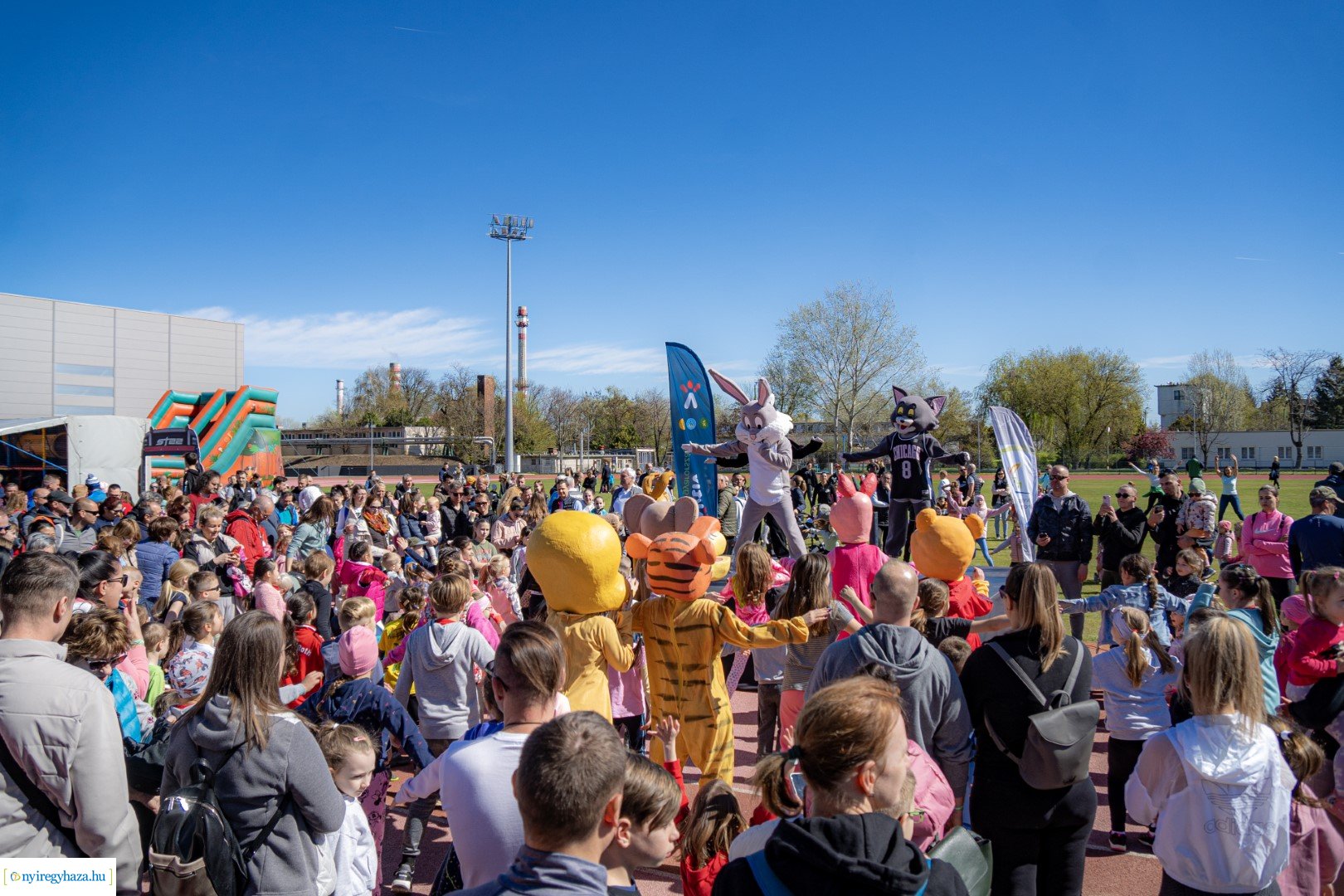 Nyuszi Futás 2024 a Nyíregyházi Atlétikai Centrumban