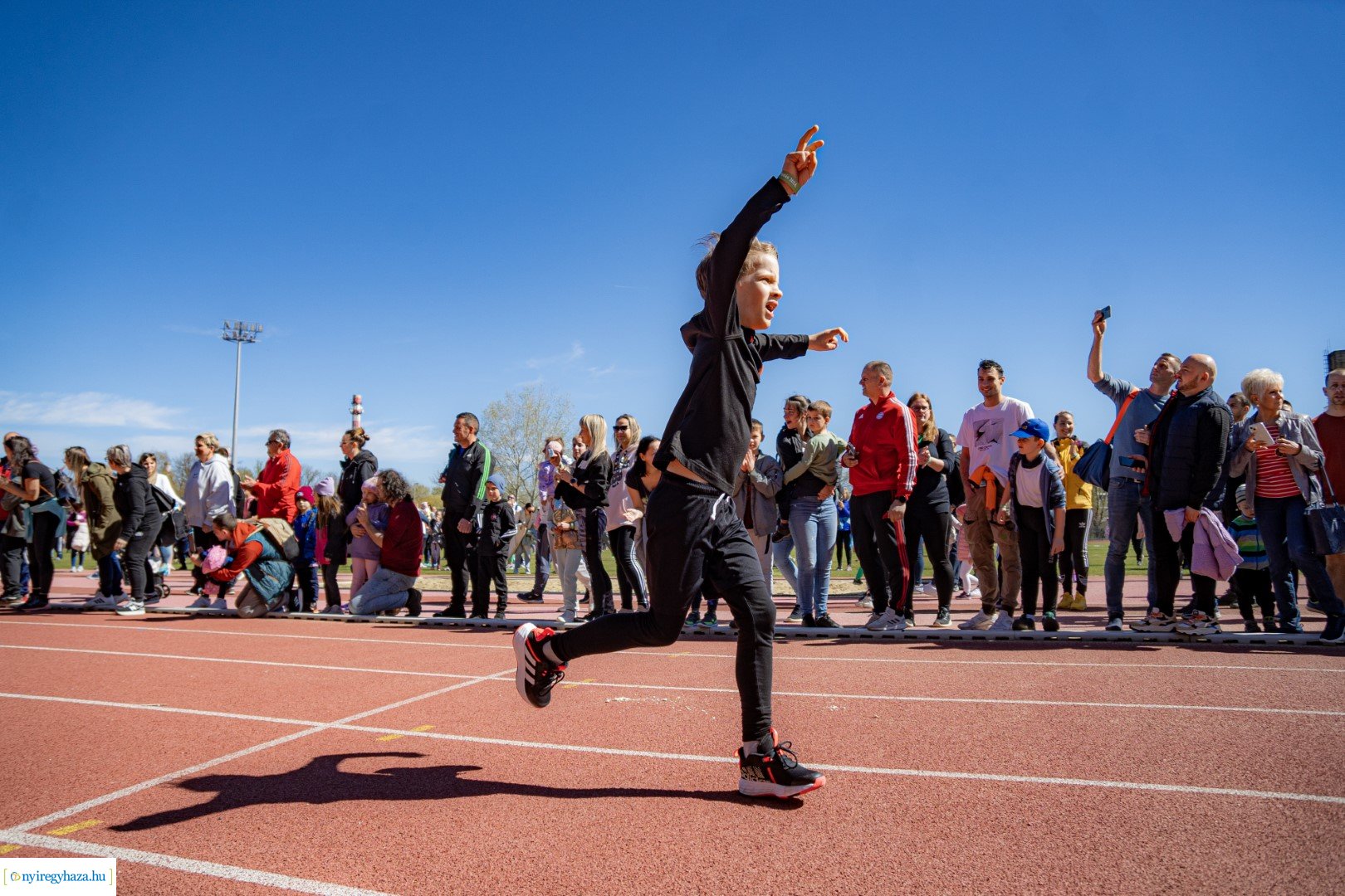 Nyuszi Futás 2024 a Nyíregyházi Atlétikai Centrumban