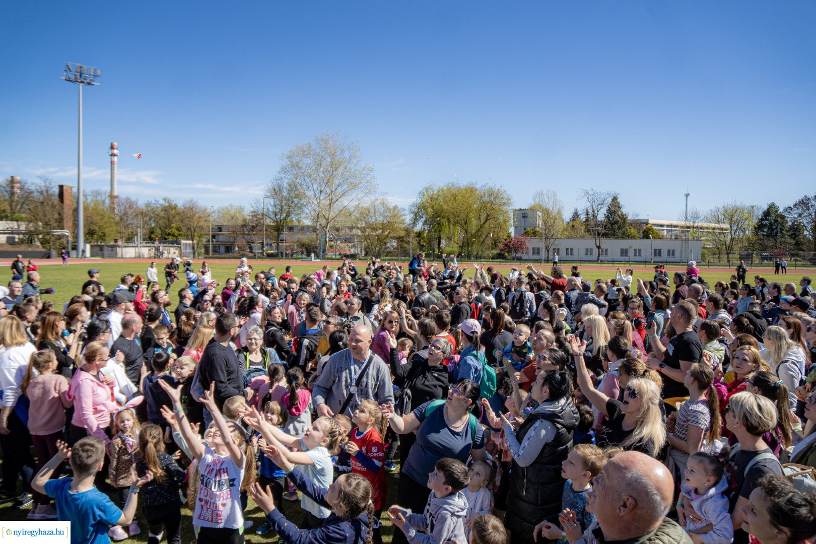 Nyuszi Futás 2024 a Nyíregyházi Atlétikai Centrumban