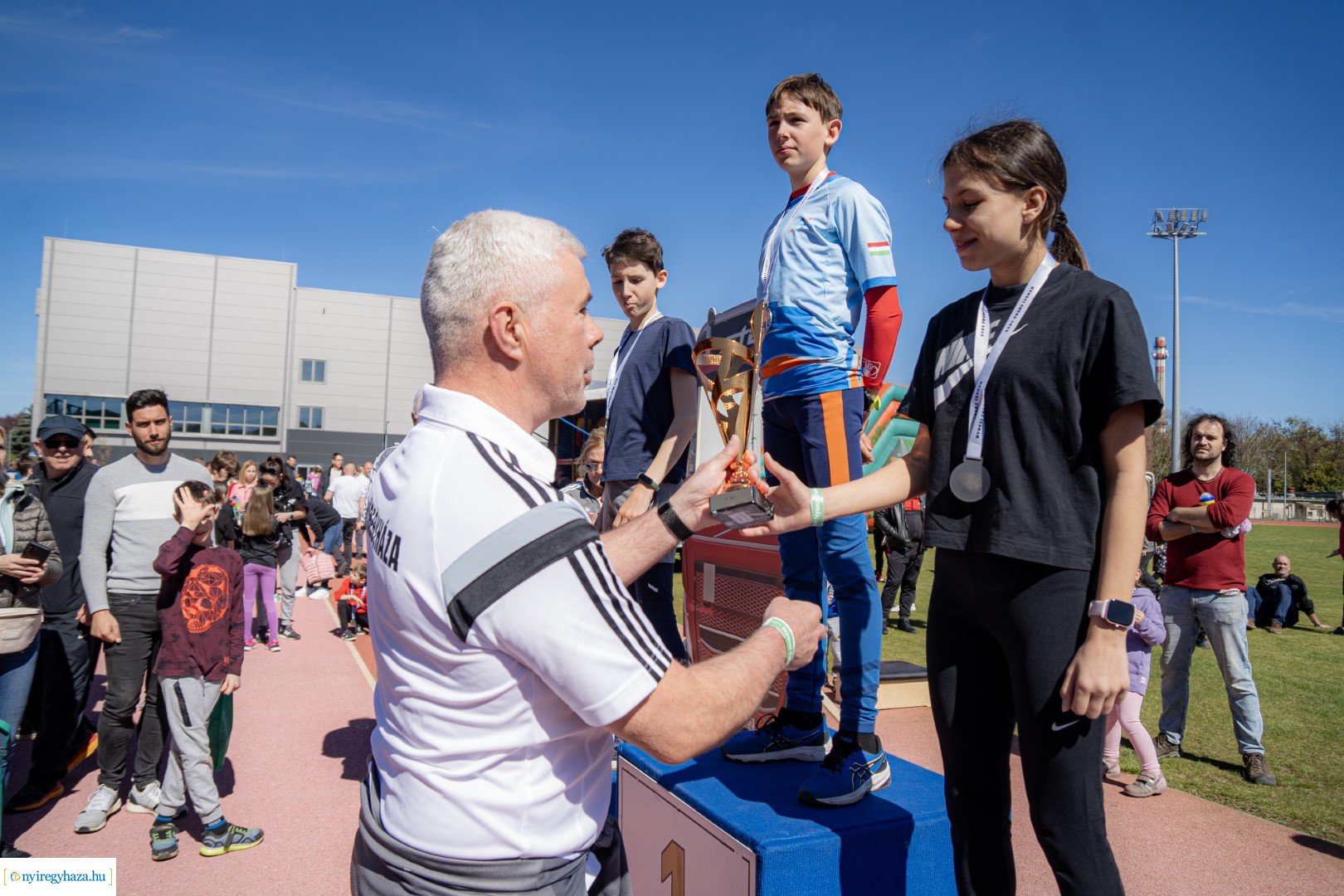 Nyuszi Futás 2024 a Nyíregyházi Atlétikai Centrumban