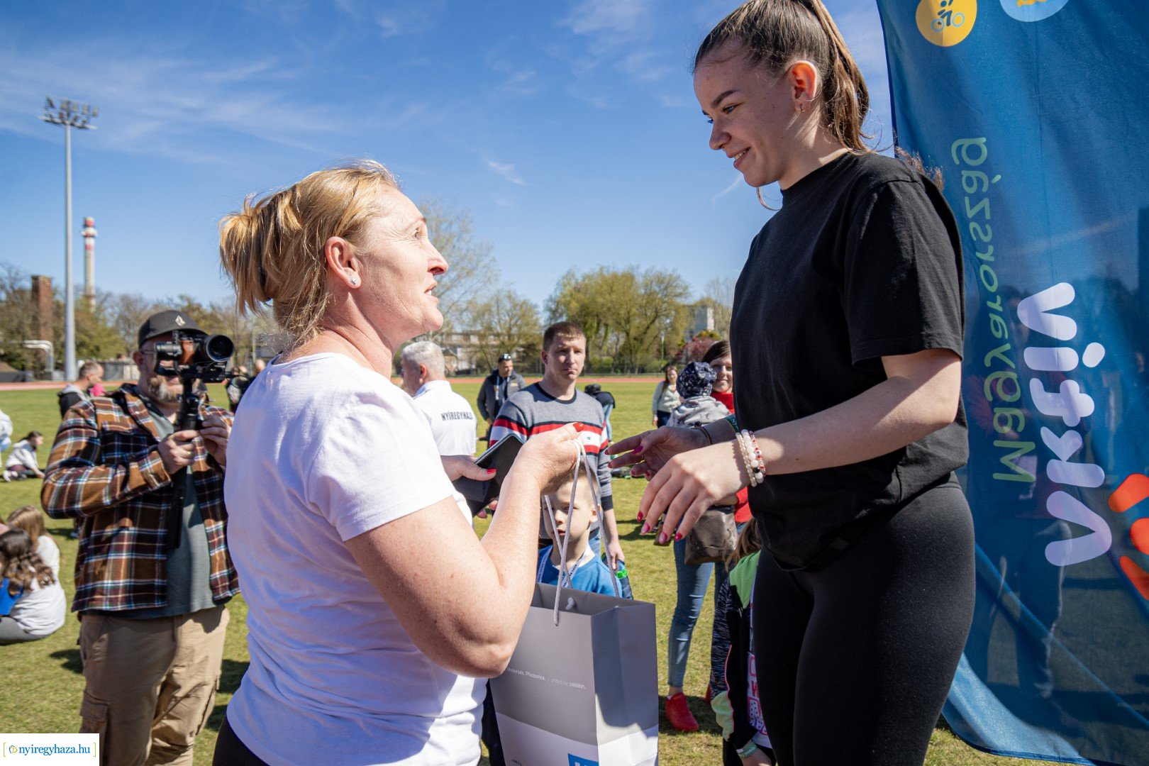 Nyuszi Futás 2024 a Nyíregyházi Atlétikai Centrumban