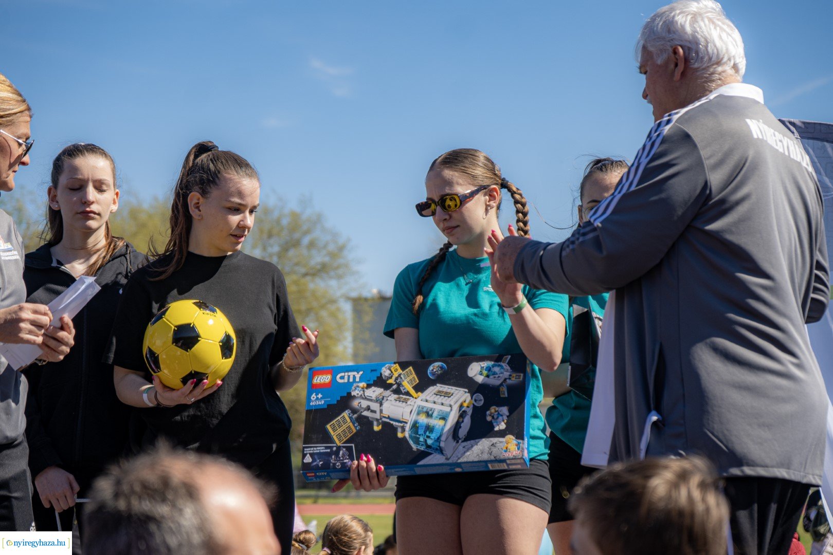 Nyuszi Futás 2024 a Nyíregyházi Atlétikai Centrumban