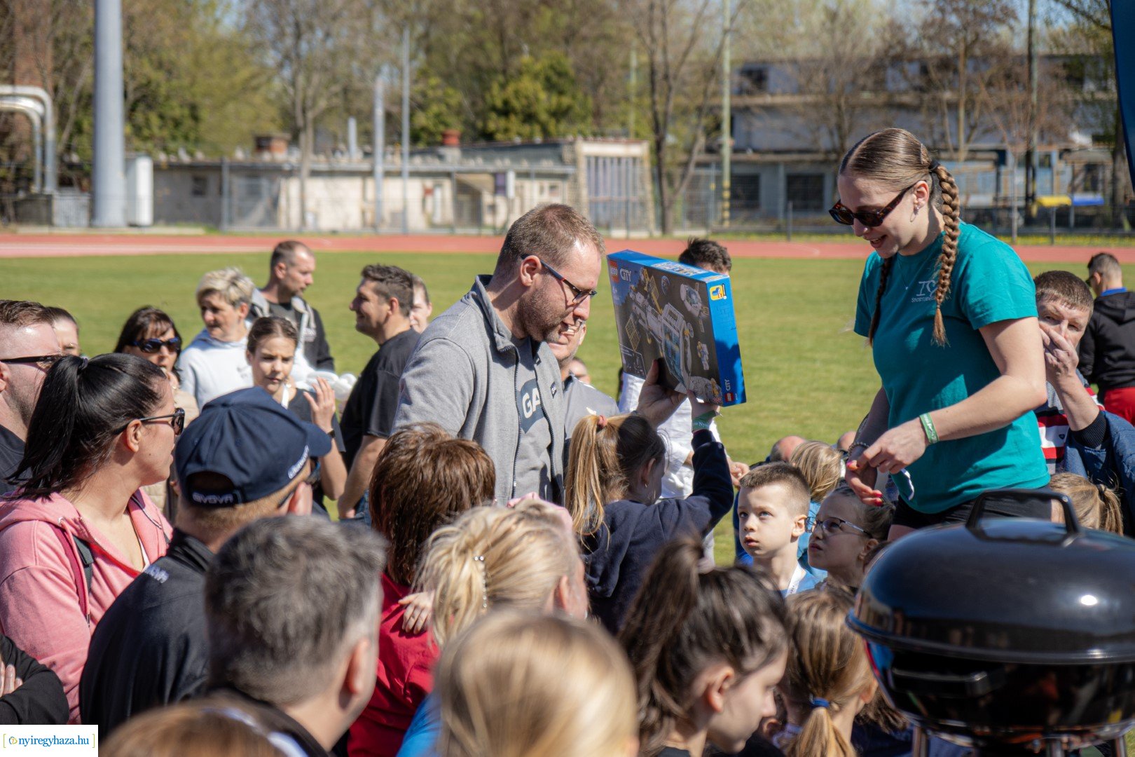 Nyuszi Futás 2024 a Nyíregyházi Atlétikai Centrumban