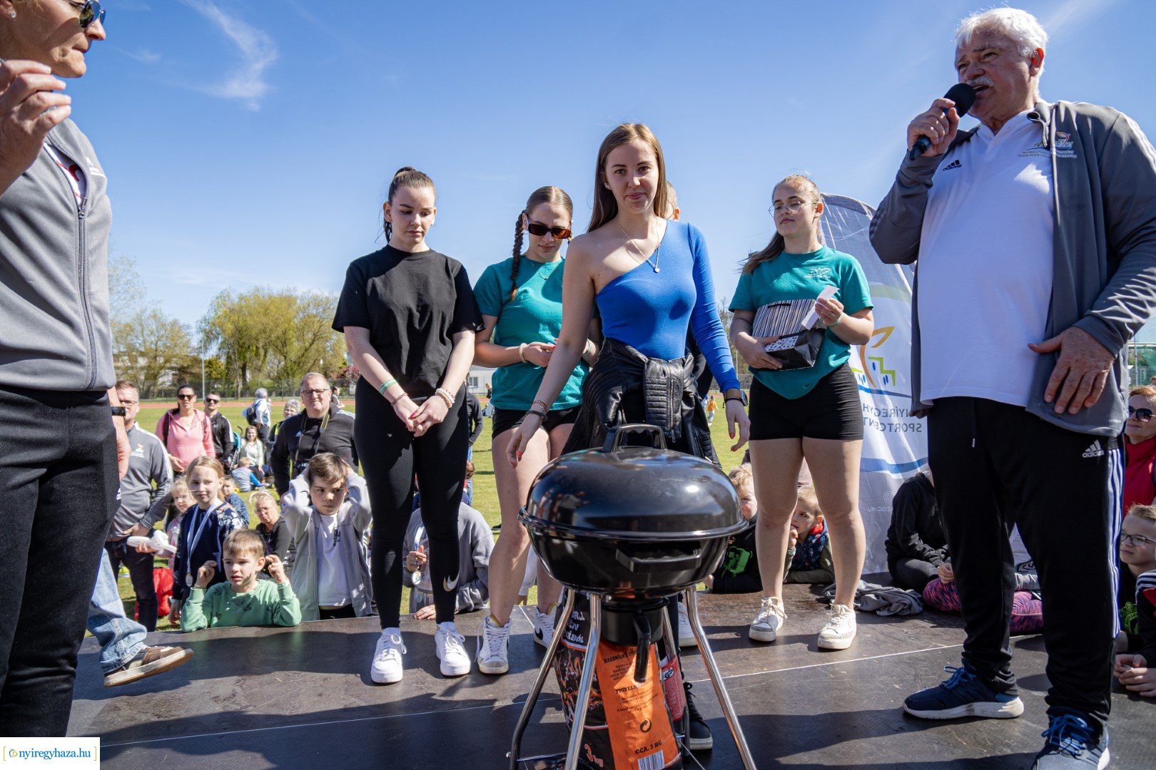 Nyuszi Futás 2024 a Nyíregyházi Atlétikai Centrumban