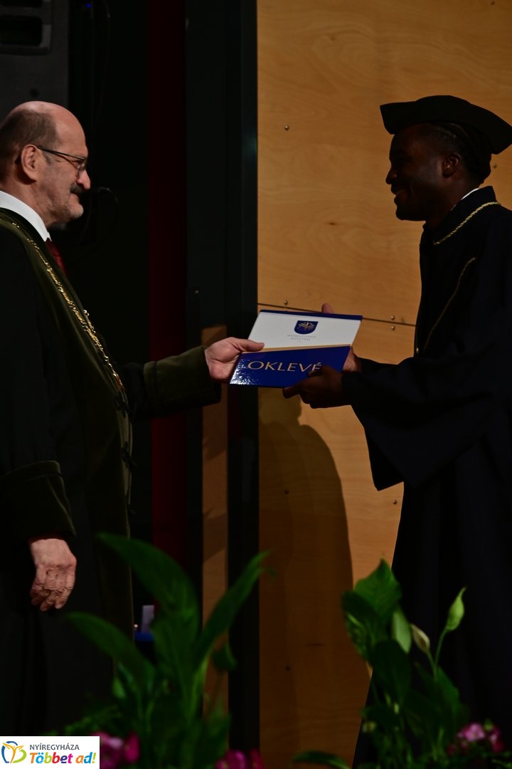 Oklevélátadó Ünnepi Szenátusi Ülés 2026 januárjában