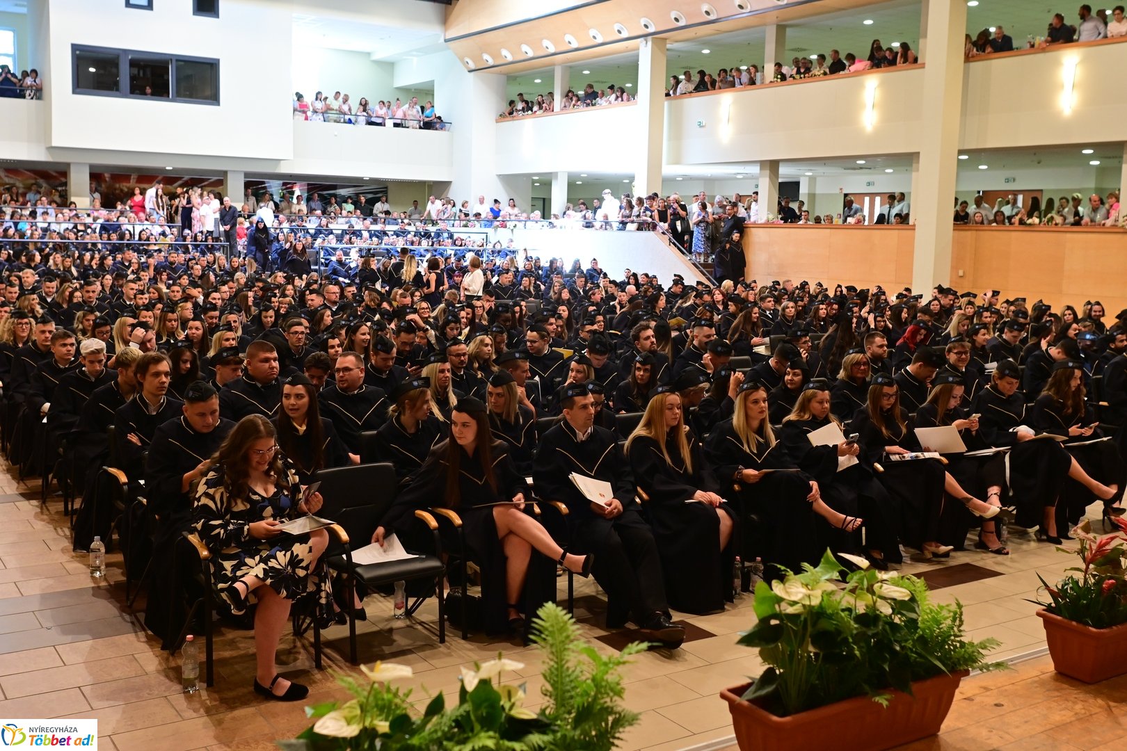 Oklevélátadó Ünnepi Szenátusi Ülés az egyetemen 2025 júliusában