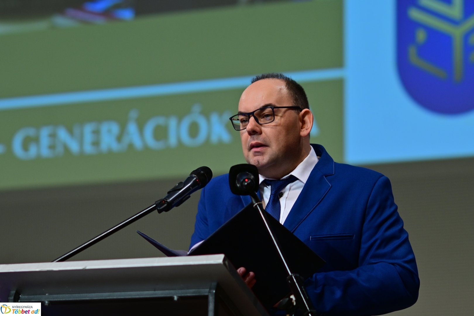 Oklevélátadó Ünnepi Szenátusi Ülés az egyetemen 2025 júliusában