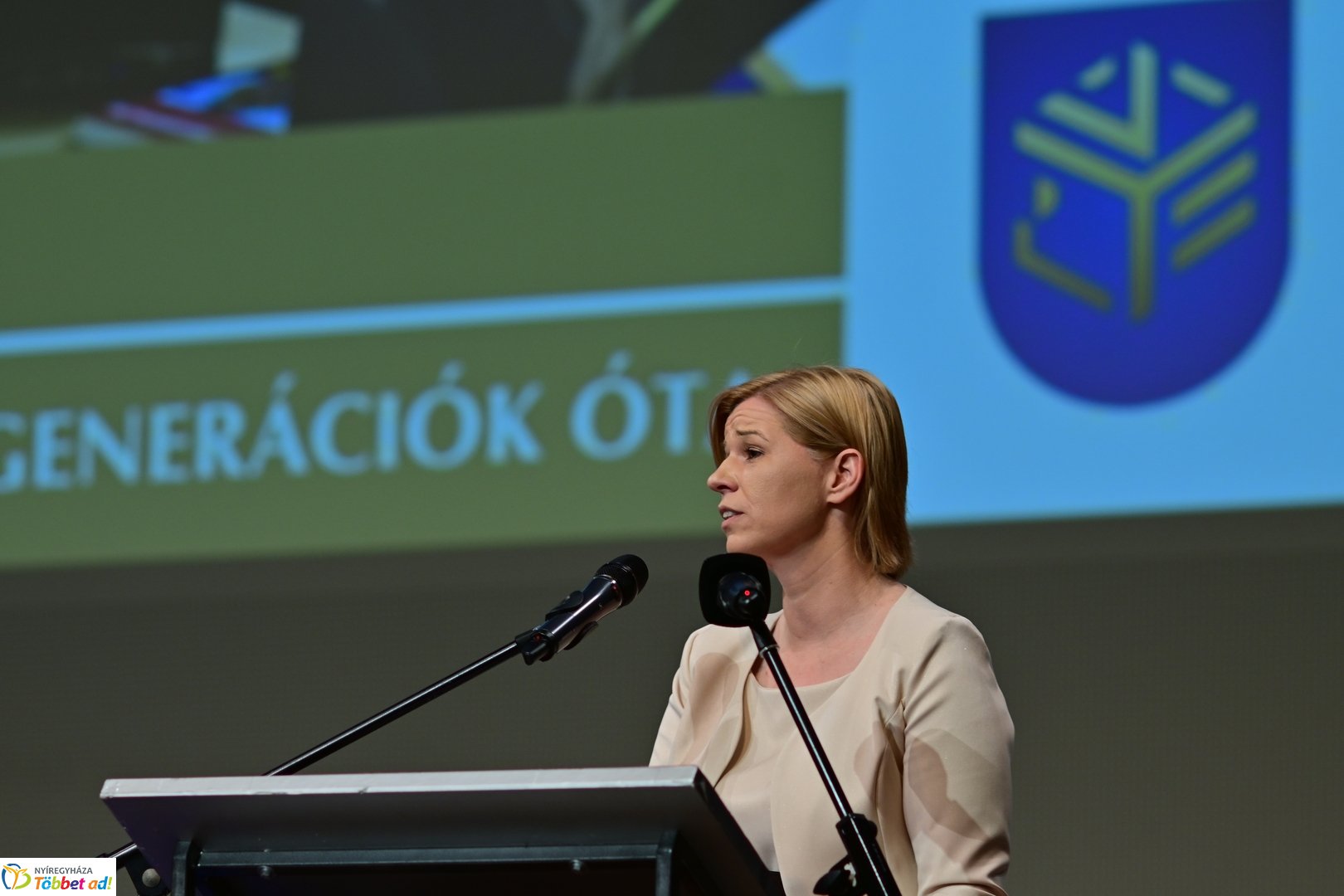 Oklevélátadó Ünnepi Szenátusi Ülés az egyetemen 2025 júliusában