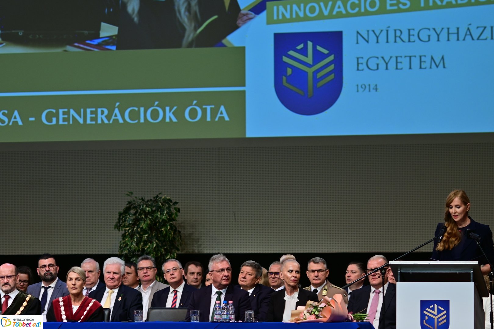 Oklevélátadó Ünnepi Szenátusi Ülés az egyetemen 2025 júliusában