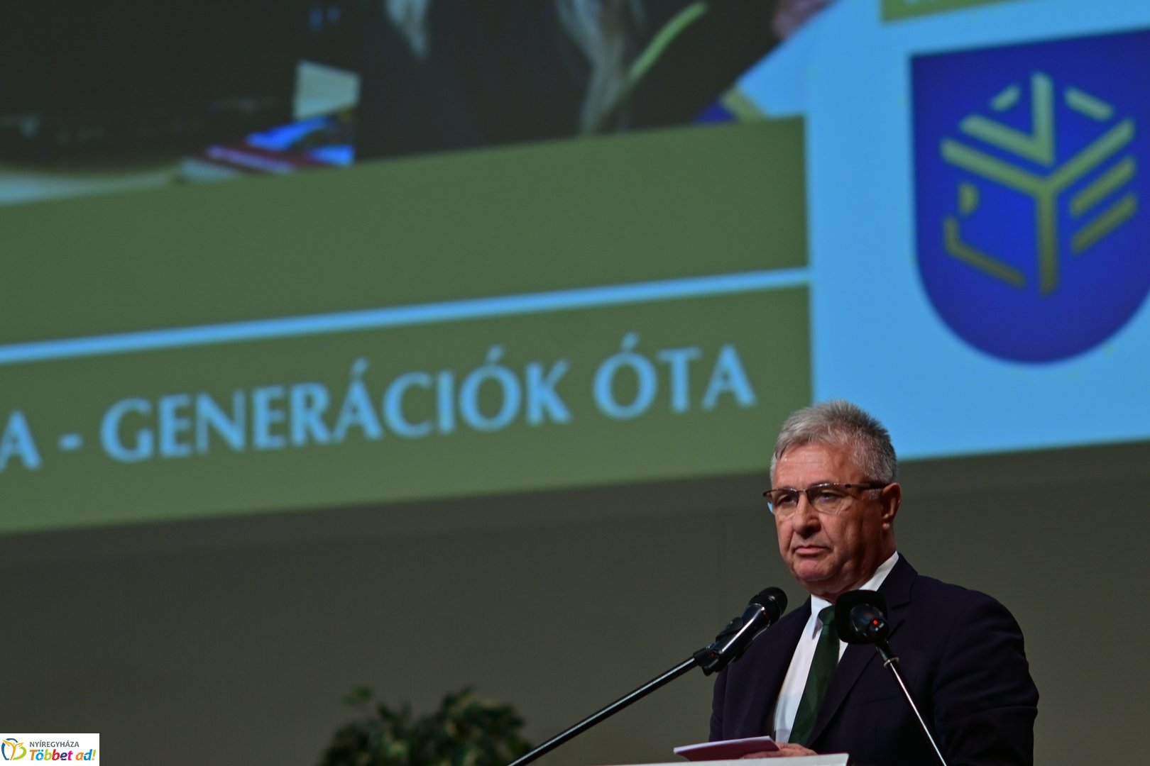 Oklevélátadó Ünnepi Szenátusi Ülés az egyetemen 2025 júliusában