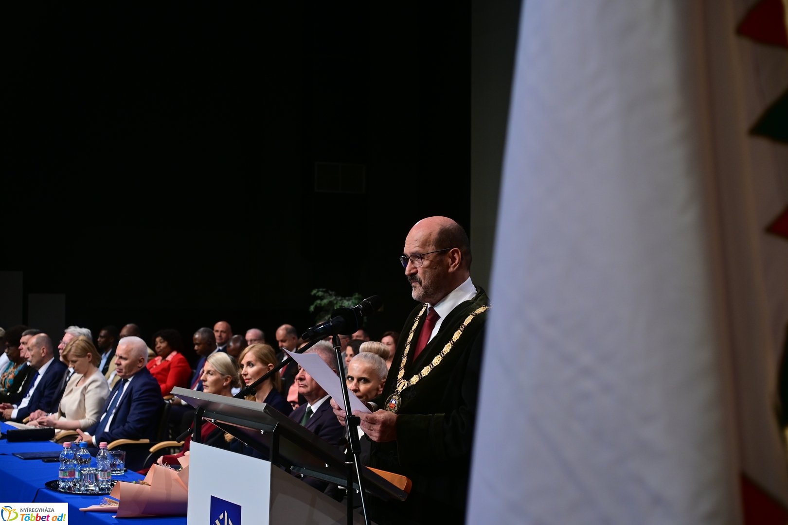 Oklevélátadó Ünnepi Szenátusi Ülés az egyetemen 2025 júliusában