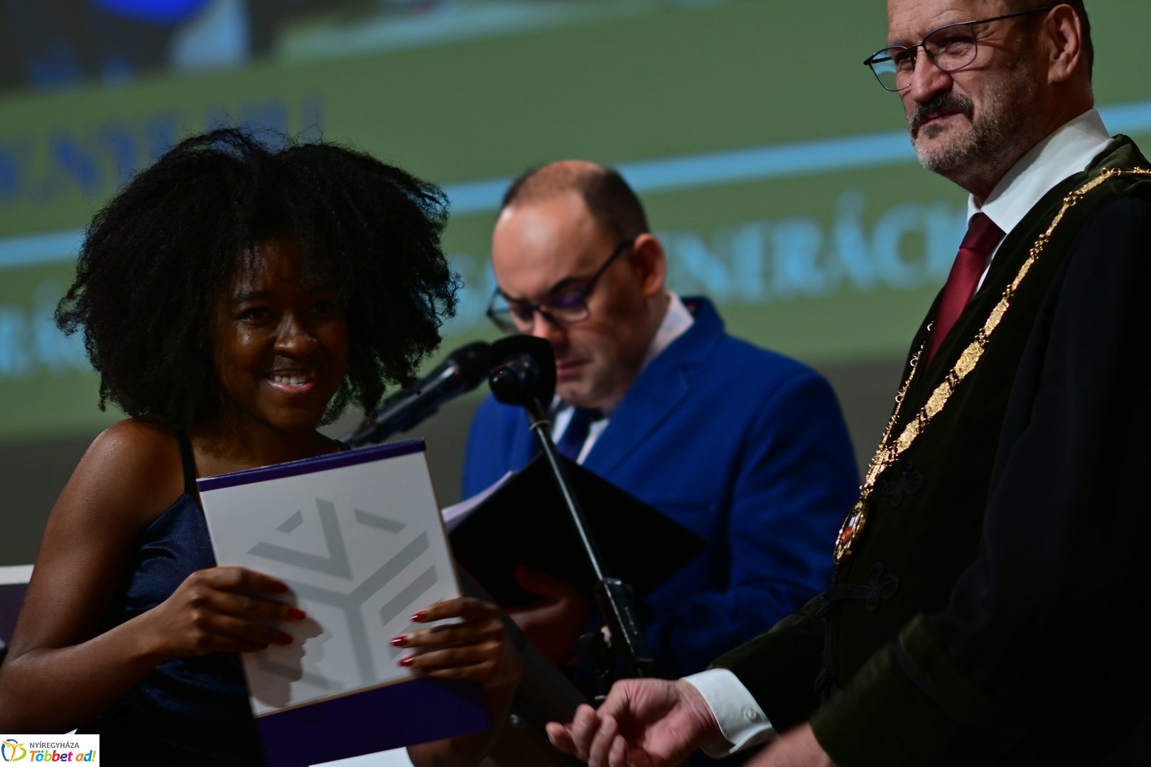 Oklevélátadó Ünnepi Szenátusi Ülés az egyetemen 2025 júliusában