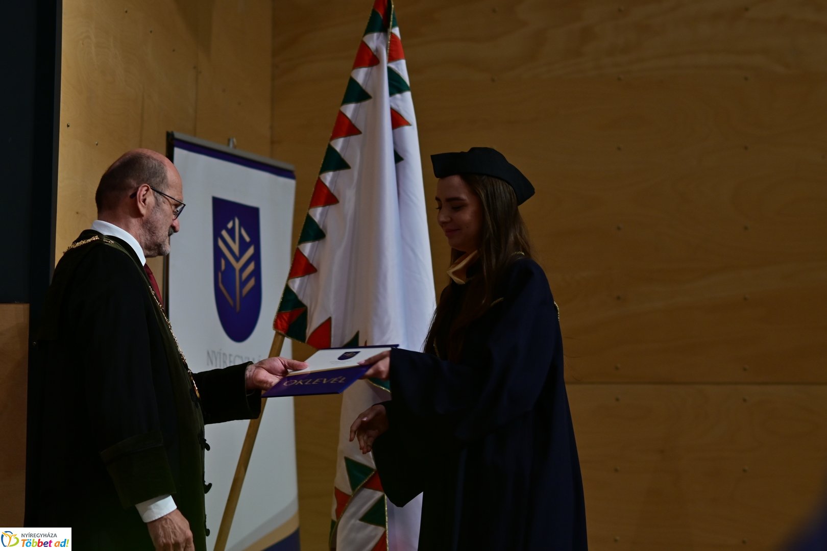 Oklevélátadó Ünnepi Szenátusi Ülés az egyetemen 2025 júliusában