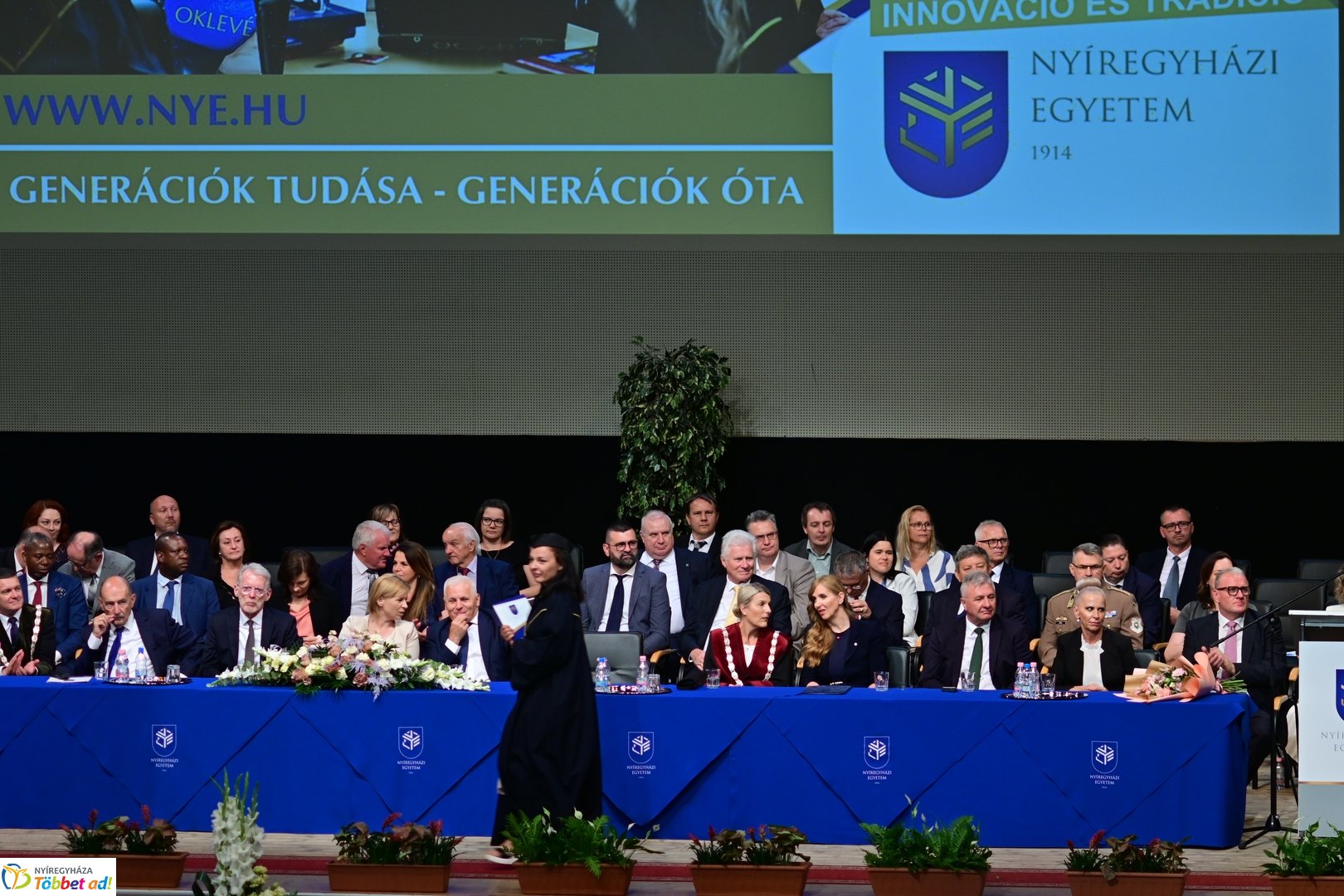 Oklevélátadó Ünnepi Szenátusi Ülés az egyetemen 2025 júliusában